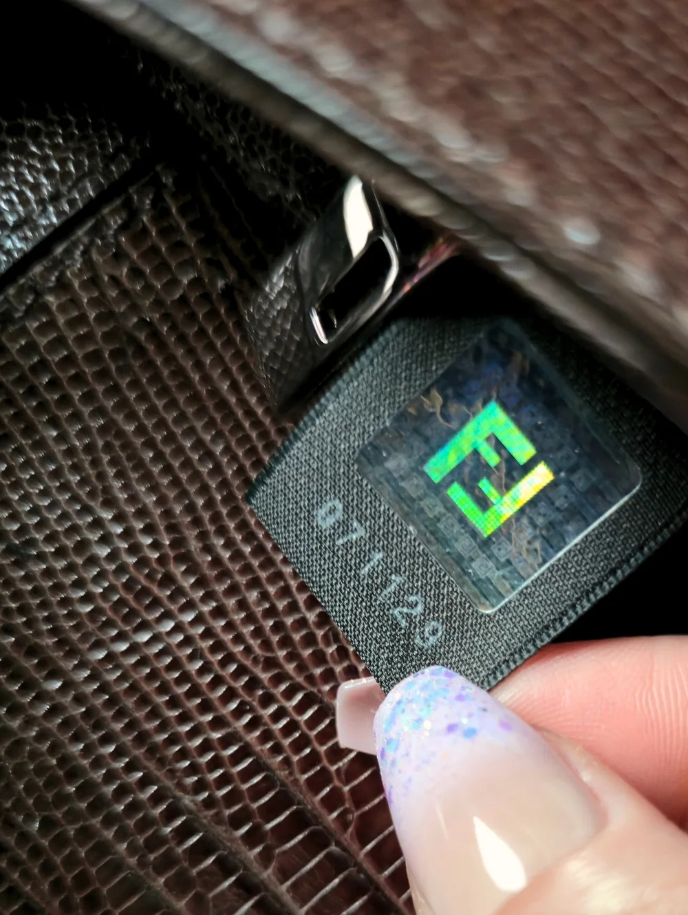 Fendi Baguette Vintage Full Lizard Leather with Lilac Crystal Buckle - Picture 11 of 13